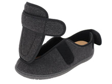 Load image into Gallery viewer, FOAMTREADS Mens Physician M2 Black Wool Men's Slipper