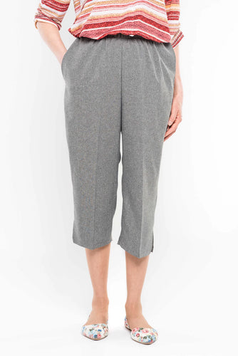 Ladies Adaptive Capri, Side Openings