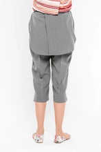 Load image into Gallery viewer, Adaptive Capri Seatless Open Back